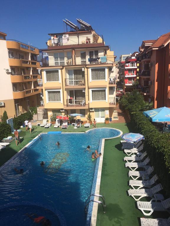 פרימורסקו Salena Hotel מראה חיצוני תמונה
