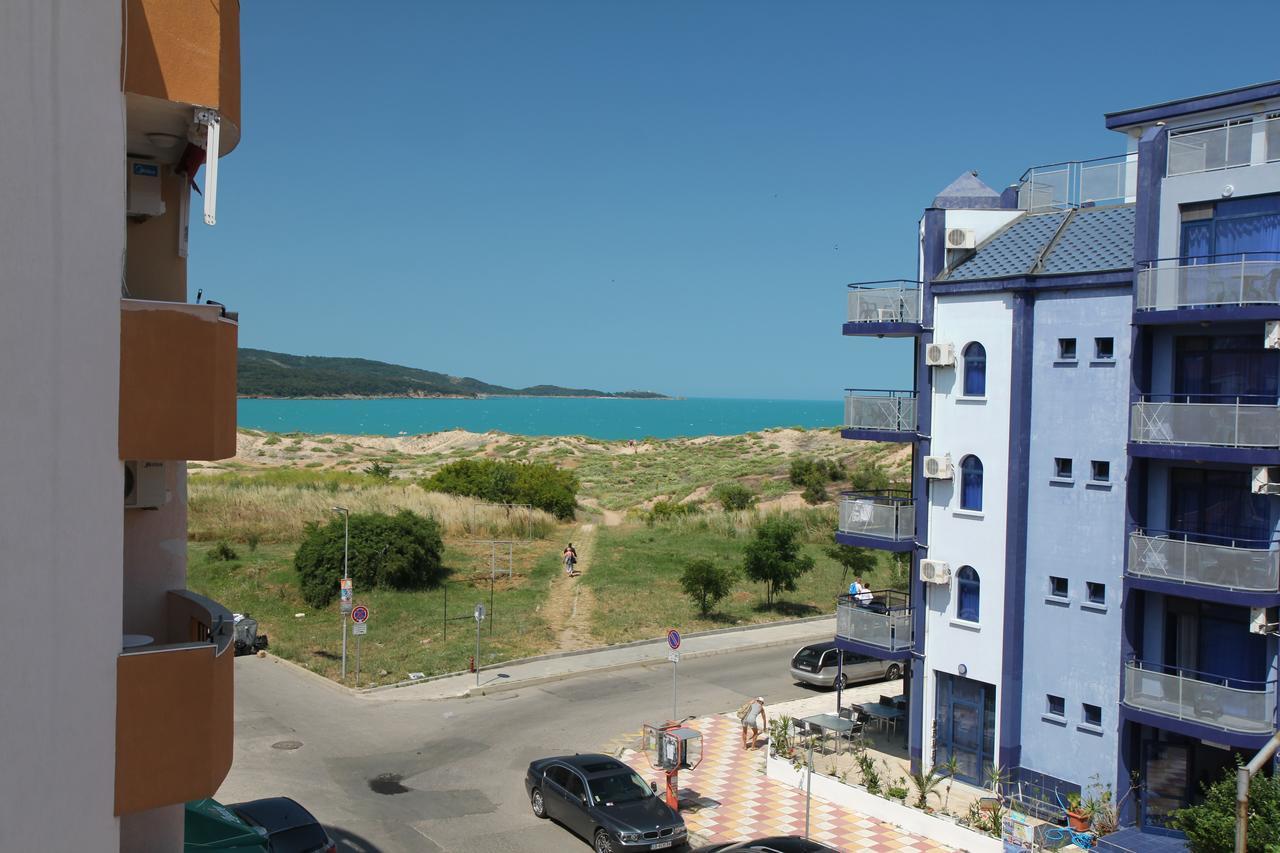 פרימורסקו Salena Hotel מראה חיצוני תמונה