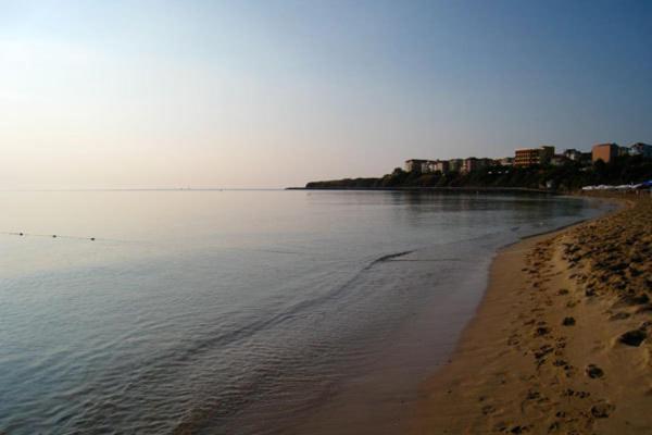 פרימורסקו Salena Hotel מראה חיצוני תמונה